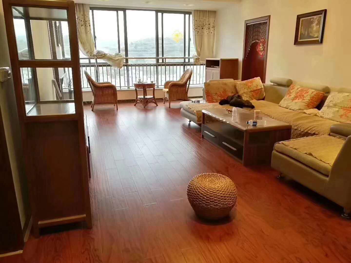 品牌日記|榮事達(dá)地板優(yōu)秀品質(zhì)征服消費者，多地捷報頻傳